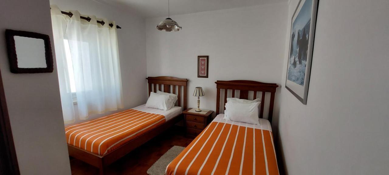 Pequena Baleia Bed and Breakfast Ferrel  Eksteriør billede